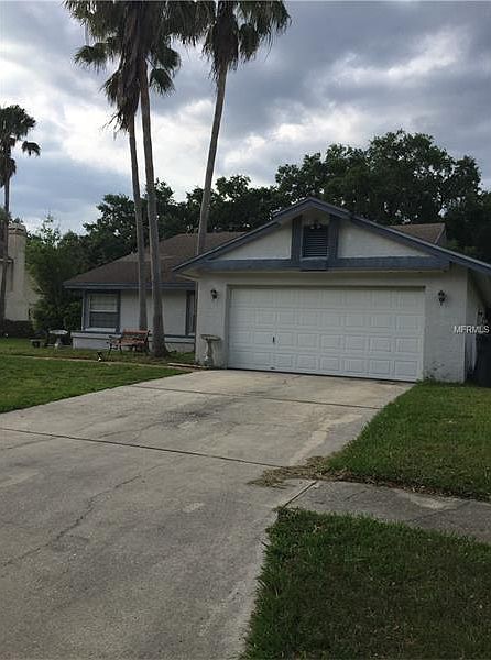 1st image of 724 Camrose Dr