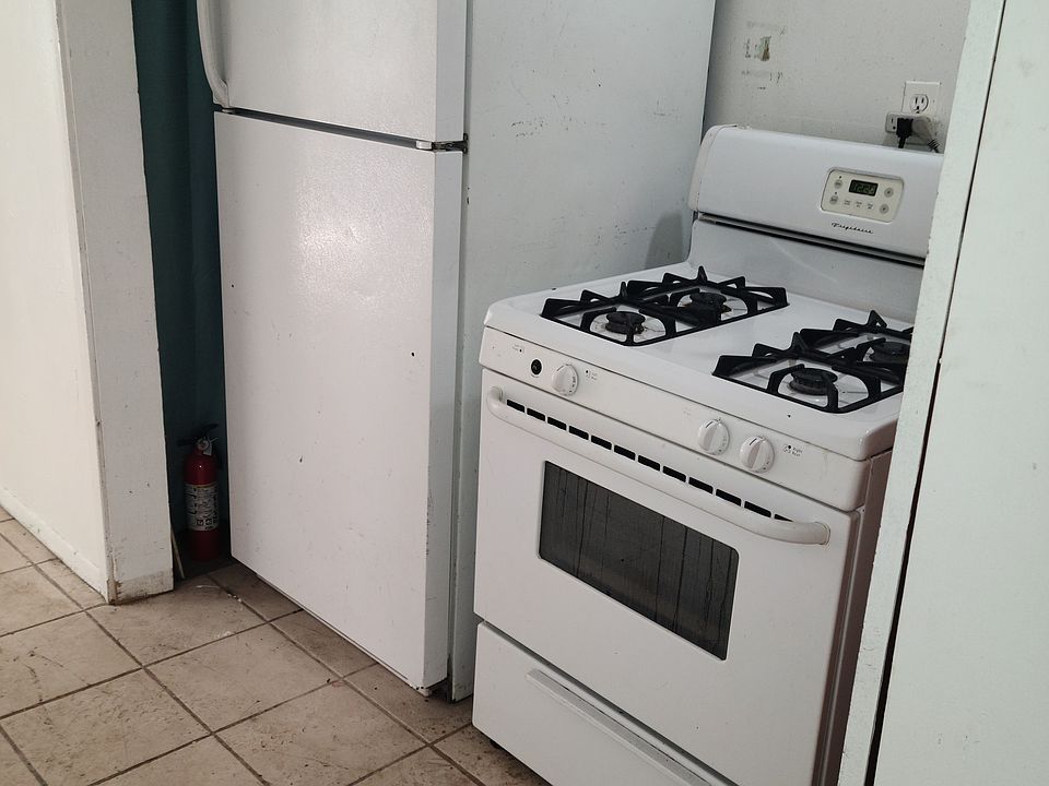 1st image of 1816 South St #1R