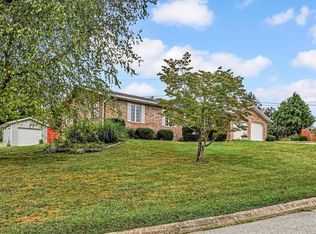 501 W 11th St, Oolitic, IN 47451