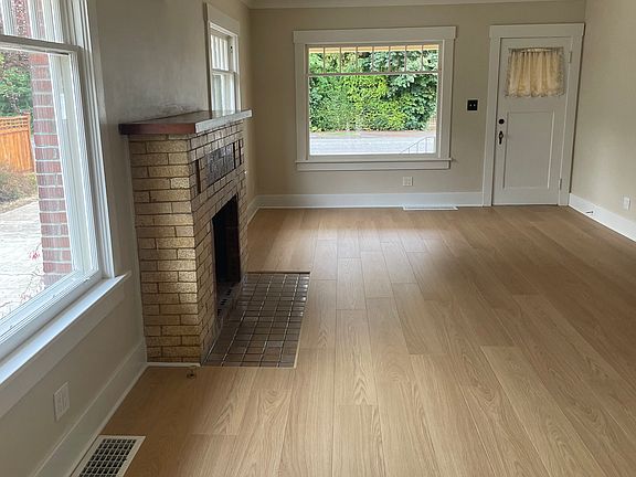 2nd image of 3042 Eldridge Ave