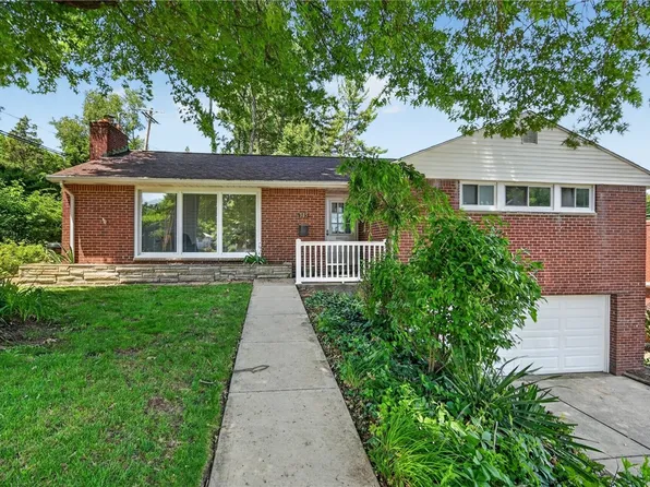 385 Maplewood Dr, Pittsburgh, PA 15243