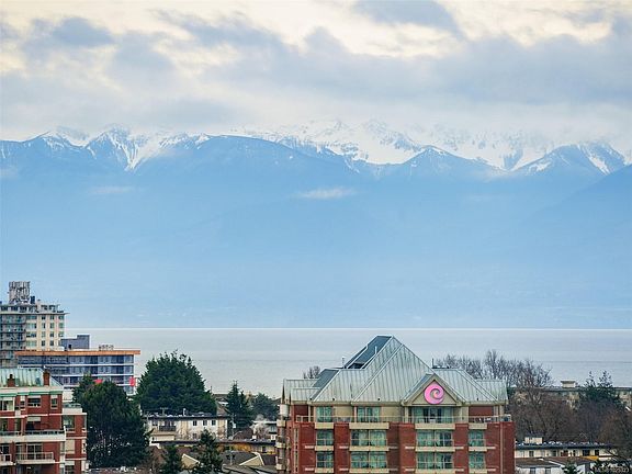 3rd image of 60 Saghalie Rd #807