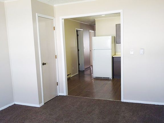 5th image of 1000 N College St #2249917