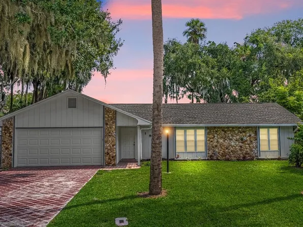 1811 Mango Tree Dr, Edgewater, FL 32132