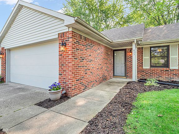 2nd image of 833 Ironwood Trl