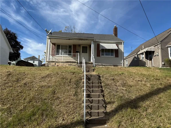 1053 Rose Ave, New Castle, PA 16101