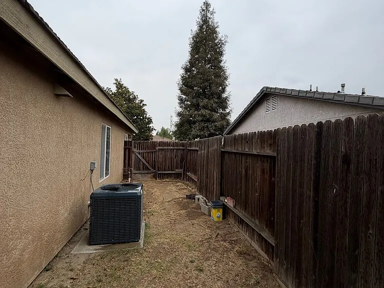6107 Ragusa Ln — Photo 27