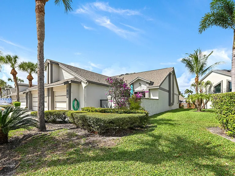 1012 Landings Blvd — Photo 20