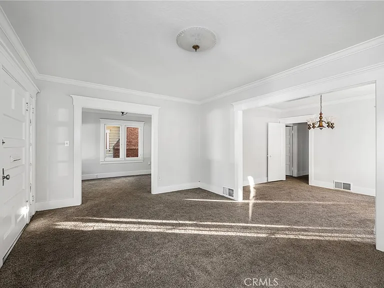 243 N Grand St — Photo 6