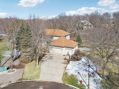 7483 Moccasin Trl, Chanhassen, MN, 55317