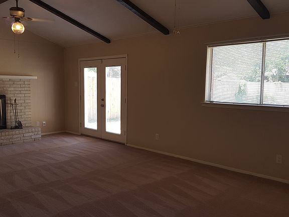 3rd image of 2123 Red Bud Ln