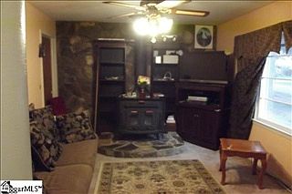2nd image of 209 Chuckwood Dr
