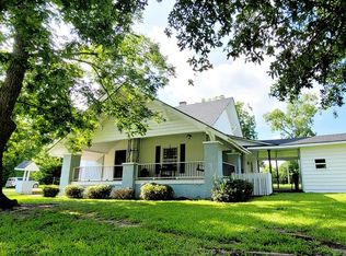 156 Maple St, Sale City, GA 31784