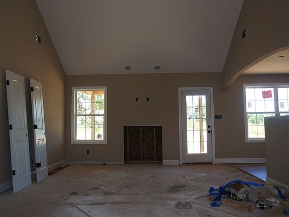 5th image of 54 Anderson Pl