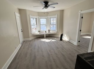 13 5th Ave APT 1, Webster, MA 01570