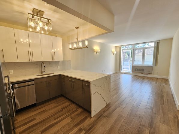 103-14 Northern Blvd #2E