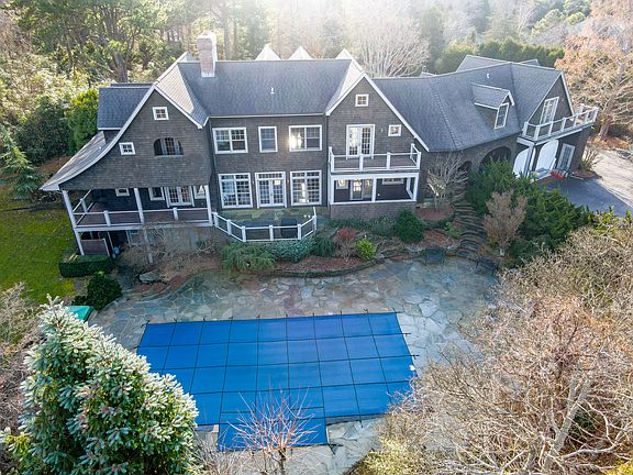 4th image of 102 McGregor Dr