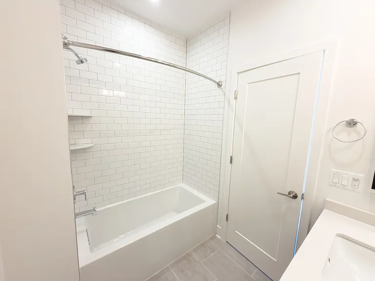 23 Lower Service Ct NW — Photo 36