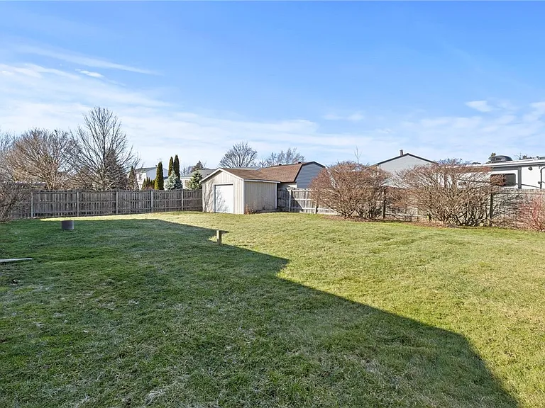 247 Overland Trl — Photo 32