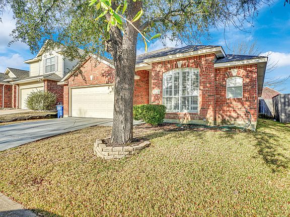 3rd image of 5919 Vista Glen Ln