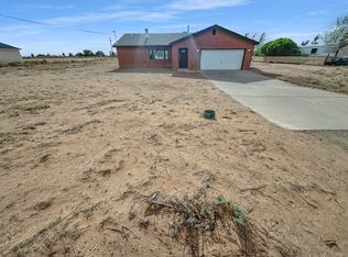 60 Turner Dr, Los Lunas, NM 87031