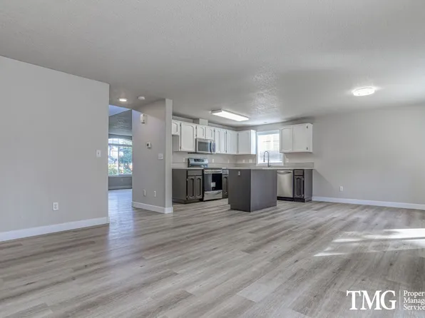 3012 NE 166th Pl, Vancouver, WA 98682