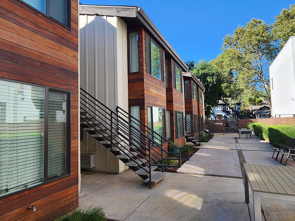1st image of 2222 I St APT 2