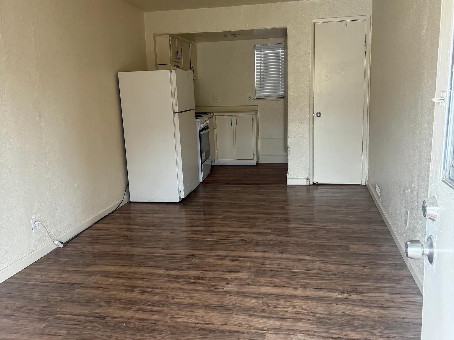 1 bed, 500 sqft, $950 — Photo 3