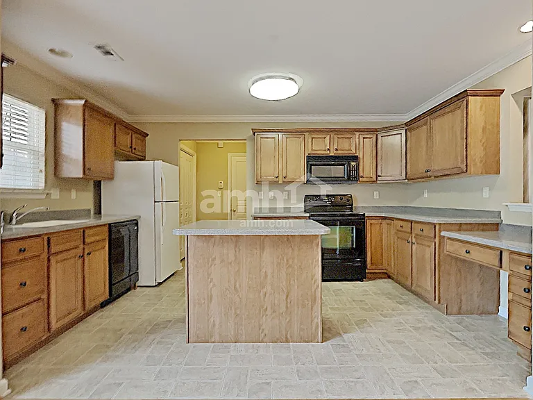 1515 Pathfinder Ln — Photo 3