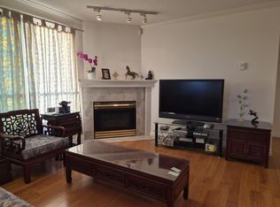 6611 Cooney Rd #1506, Richmond, BC V6Y 4C5