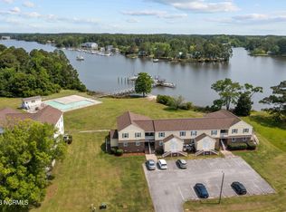 8047 Treasure Dr #3, Oriental, NC 28571