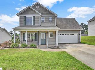 102 Maximus Dr, Greer, SC 29651