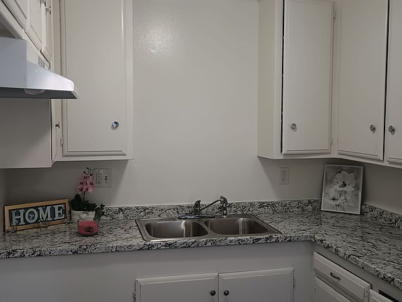 2nd image of 508 S Victoria Ave APT 25