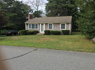 116 Lakewood Dr, Mashpee, MA 02649