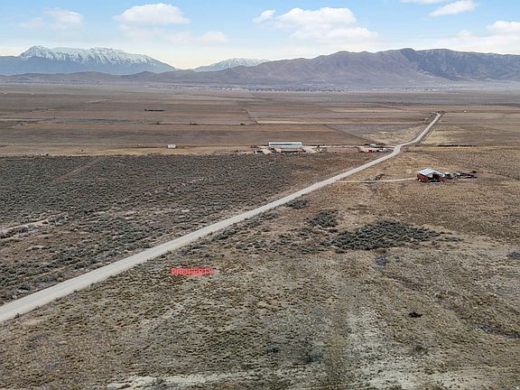 5th image of E Station Rd