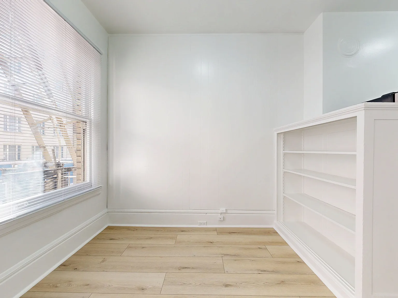 507 Taylor St — Photo 4