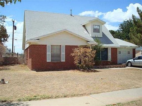 2nd image of 10413 Ponderosa St