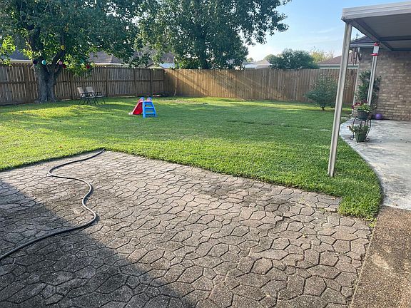 5th image of 1125 Monterrey Dr