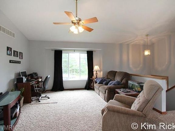 3rd image of 731 Willow St