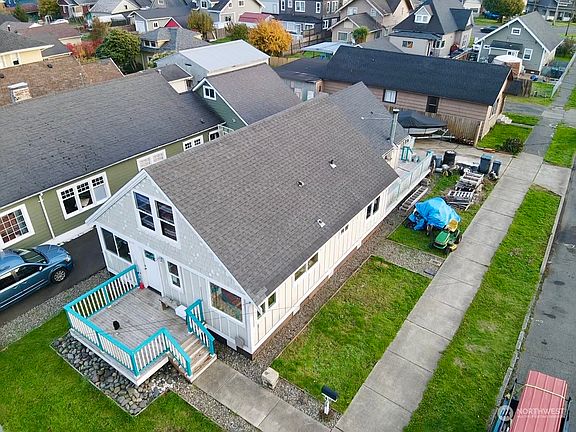 5th image of 402 Karr Avenue