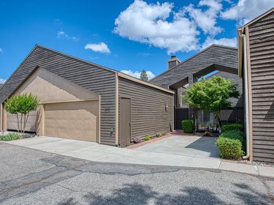 345 Sylmar Ave, Clovis, CA, 93612