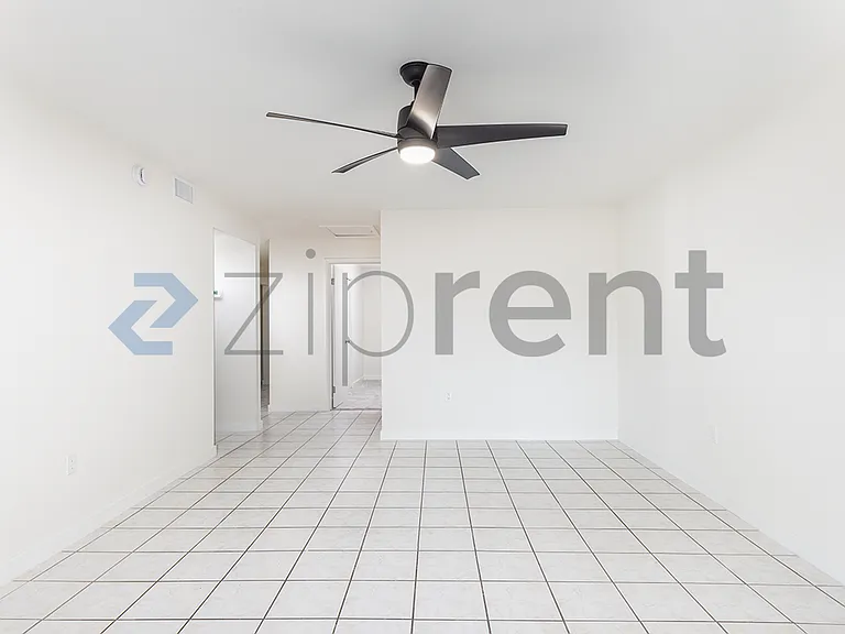 238 Chandler St #203 — Photo 7
