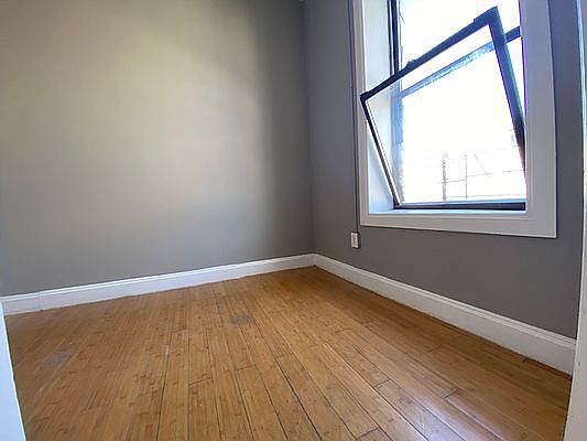 2nd image of 510 W 171st St #5A1