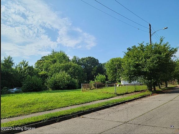 3rd image of 3526 W Kentucky St