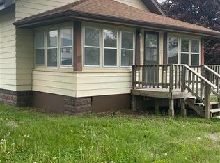 330 Lincoln St, Lyons, NE 68038