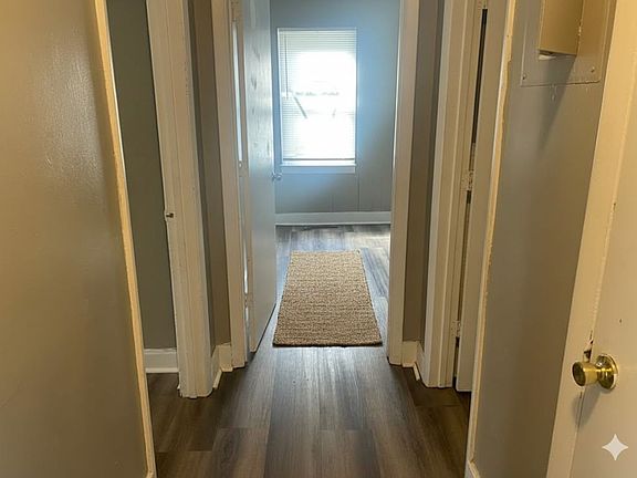 4th image of 329 Richmond Dr