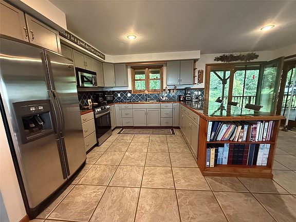 4th image of 5074 S Ripley Rd