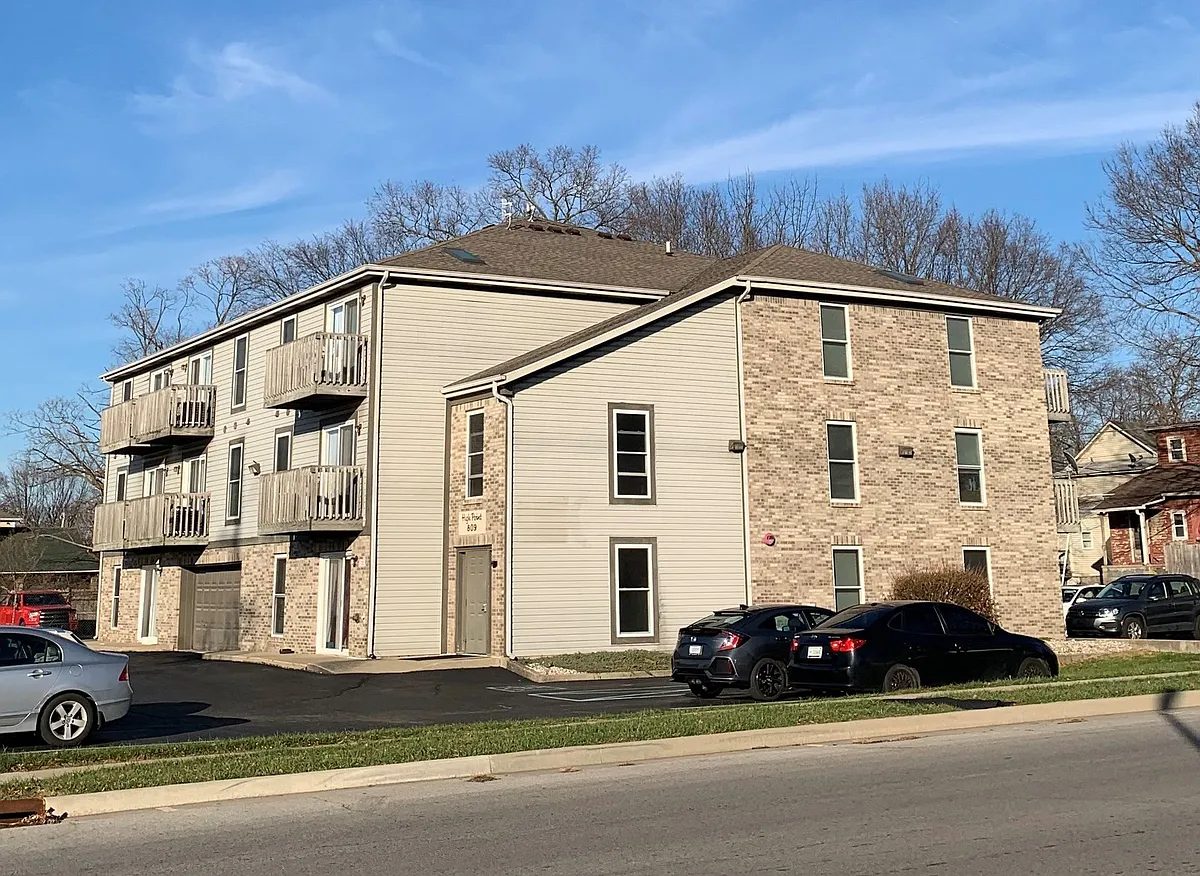 Building Photo - 809 N 6th St. (High Point)