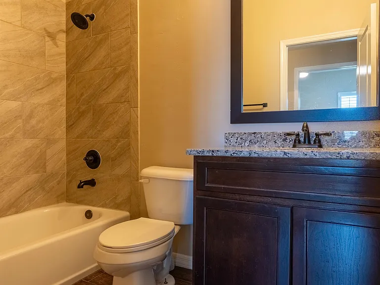 5804 Aberdeen Ct — Photo 9