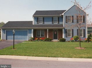 1310 Crownvetch Dr, Landisville, PA